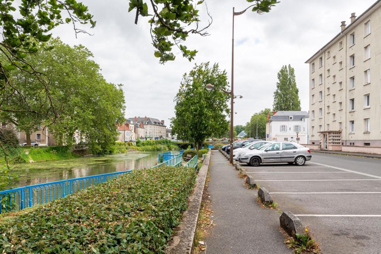 Appart T3 Bien Situe A Bourges + Wifi المظهر الخارجي الصورة